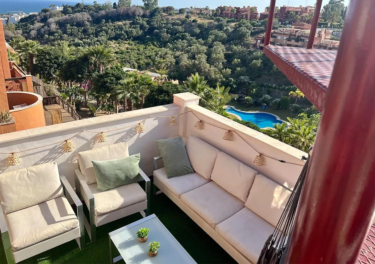 Penthouse Paradise Marbella - Jacuzzi & Sea Views! Lägenhet
